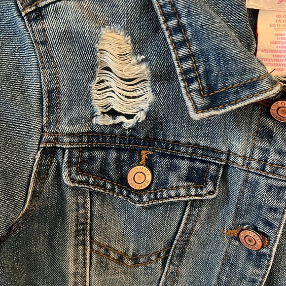 Cute Jean Jacket - Picture 3 of 7